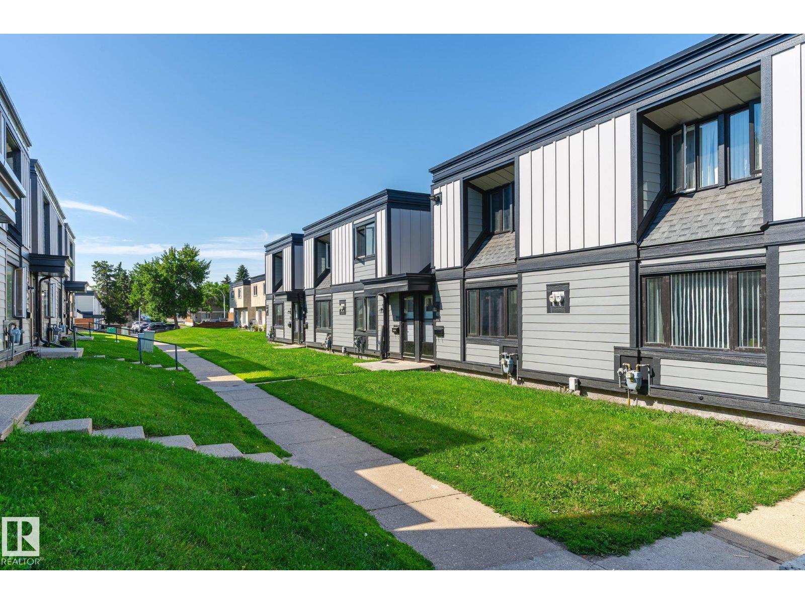 #162 3308 113 AV NW, Edmonton, Alberta