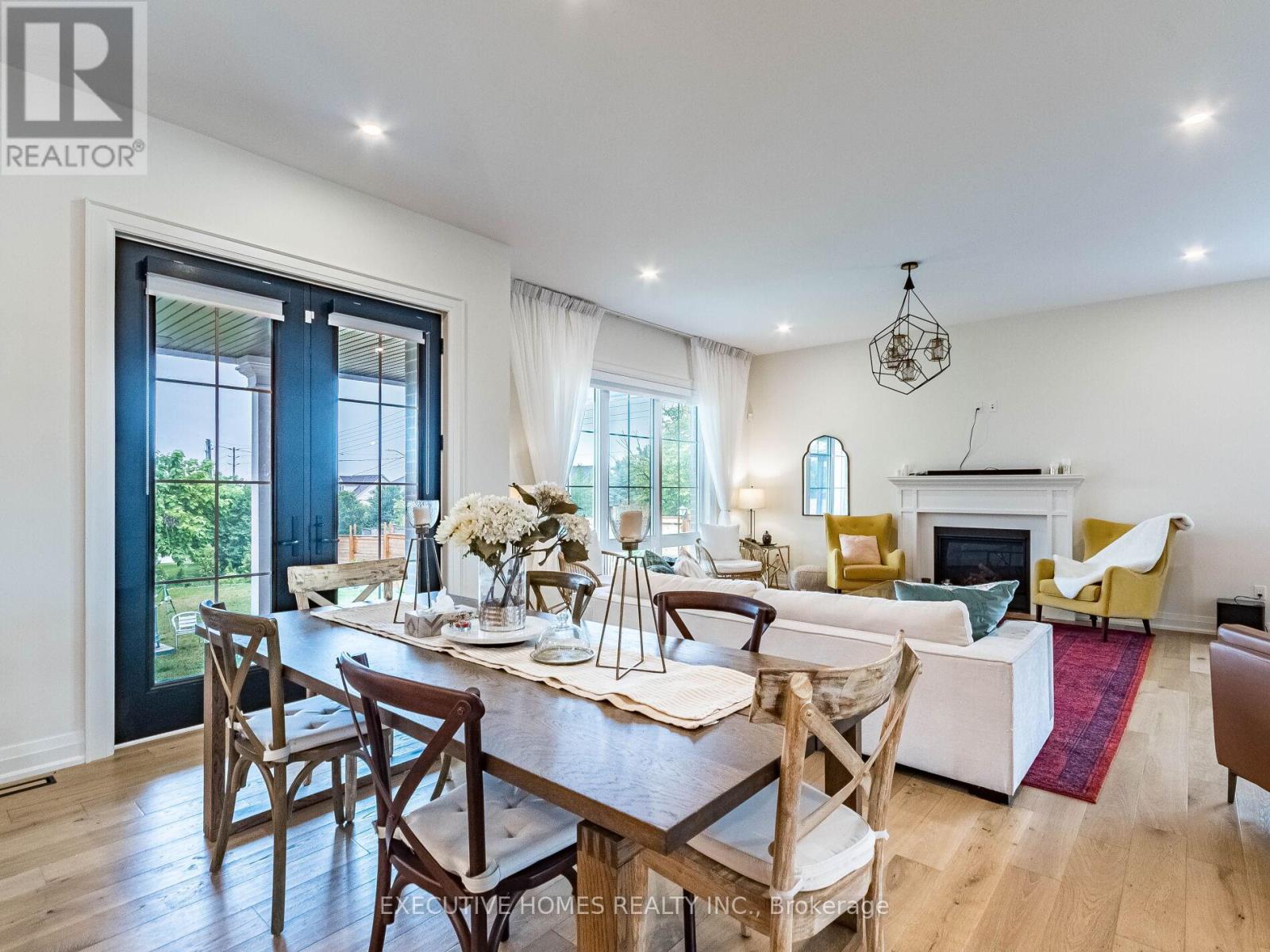 377 Manhattan Drive, London South, Ontario  N6K 4M7 - Photo 17 - X12455644