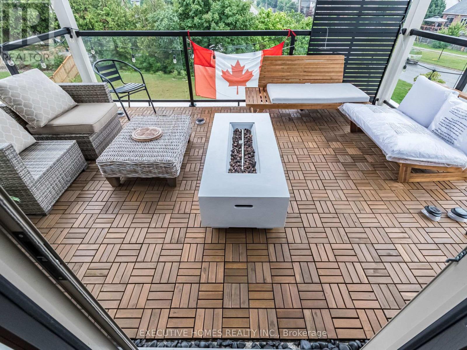 377 Manhattan Drive, London South, Ontario  N6K 4M7 - Photo 33 - X12455644