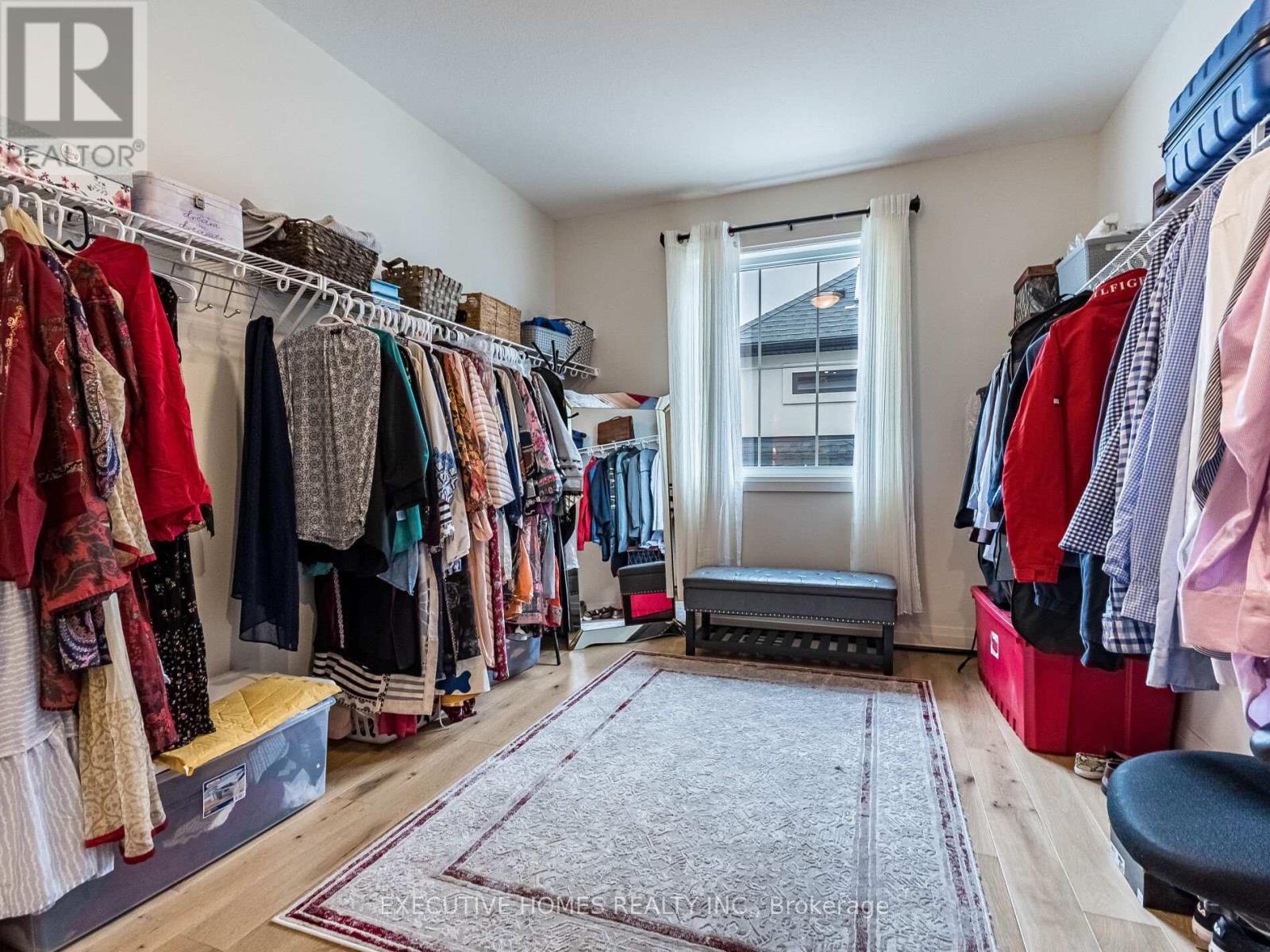 377 Manhattan Drive, London South, Ontario  N6K 4M7 - Photo 39 - X12455644