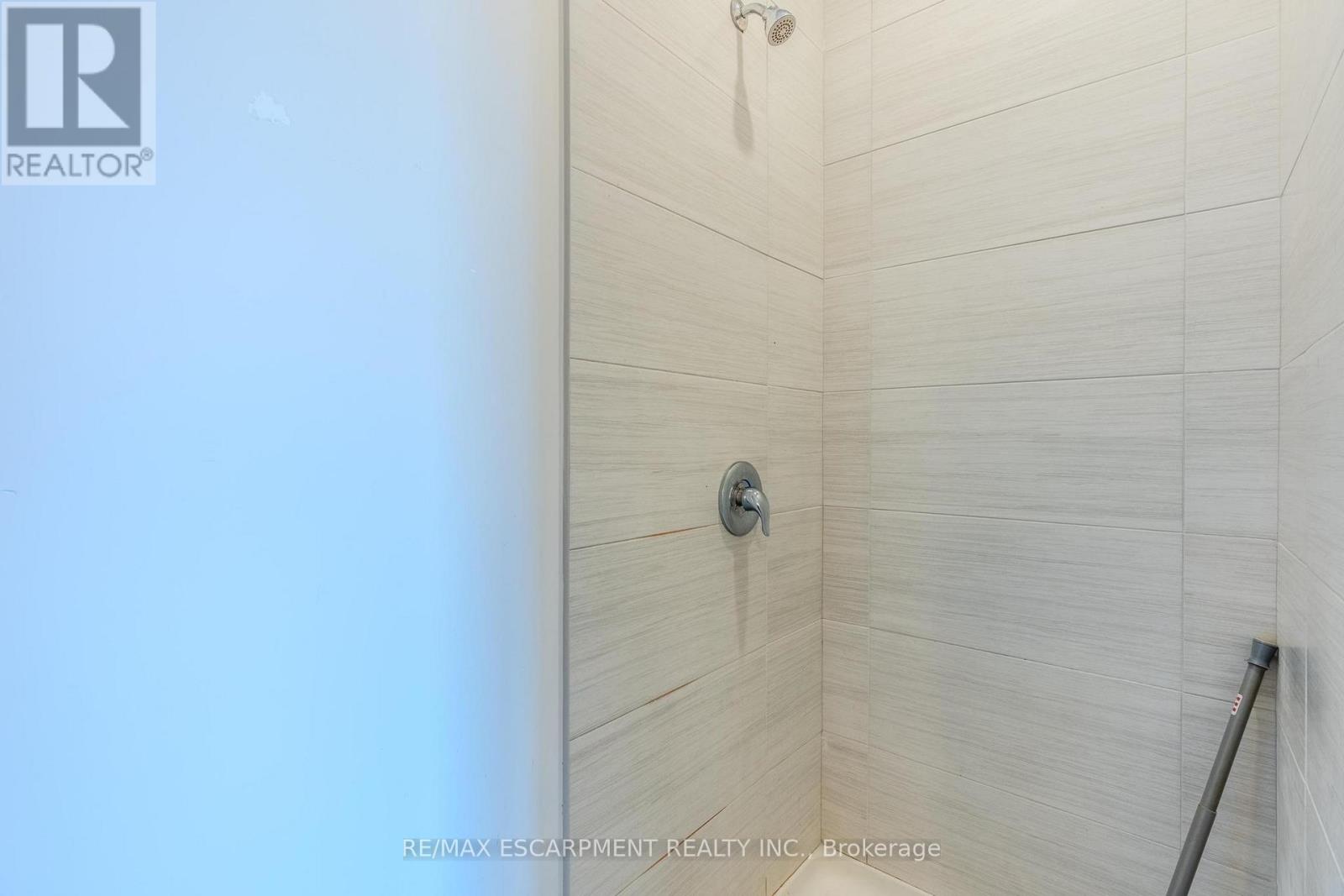 209b - 85 Morrell Street, Brantford, Ontario  N3T 4J6 - Photo 11 - X12455658