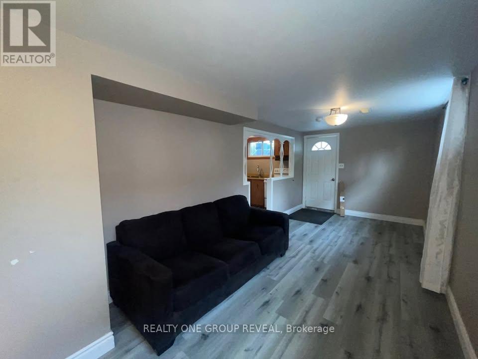 56 Bakersfield Drive, Cambridge, Ontario  N1R 6X6 - Photo 3 - X12455662