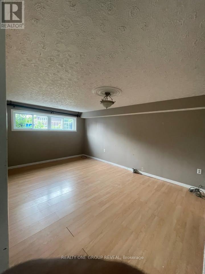 56 Bakersfield Drive, Cambridge, Ontario  N1R 6X6 - Photo 8 - X12455662