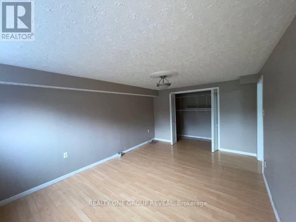 56 Bakersfield Drive, Cambridge, Ontario  N1R 6X6 - Photo 9 - X12455662