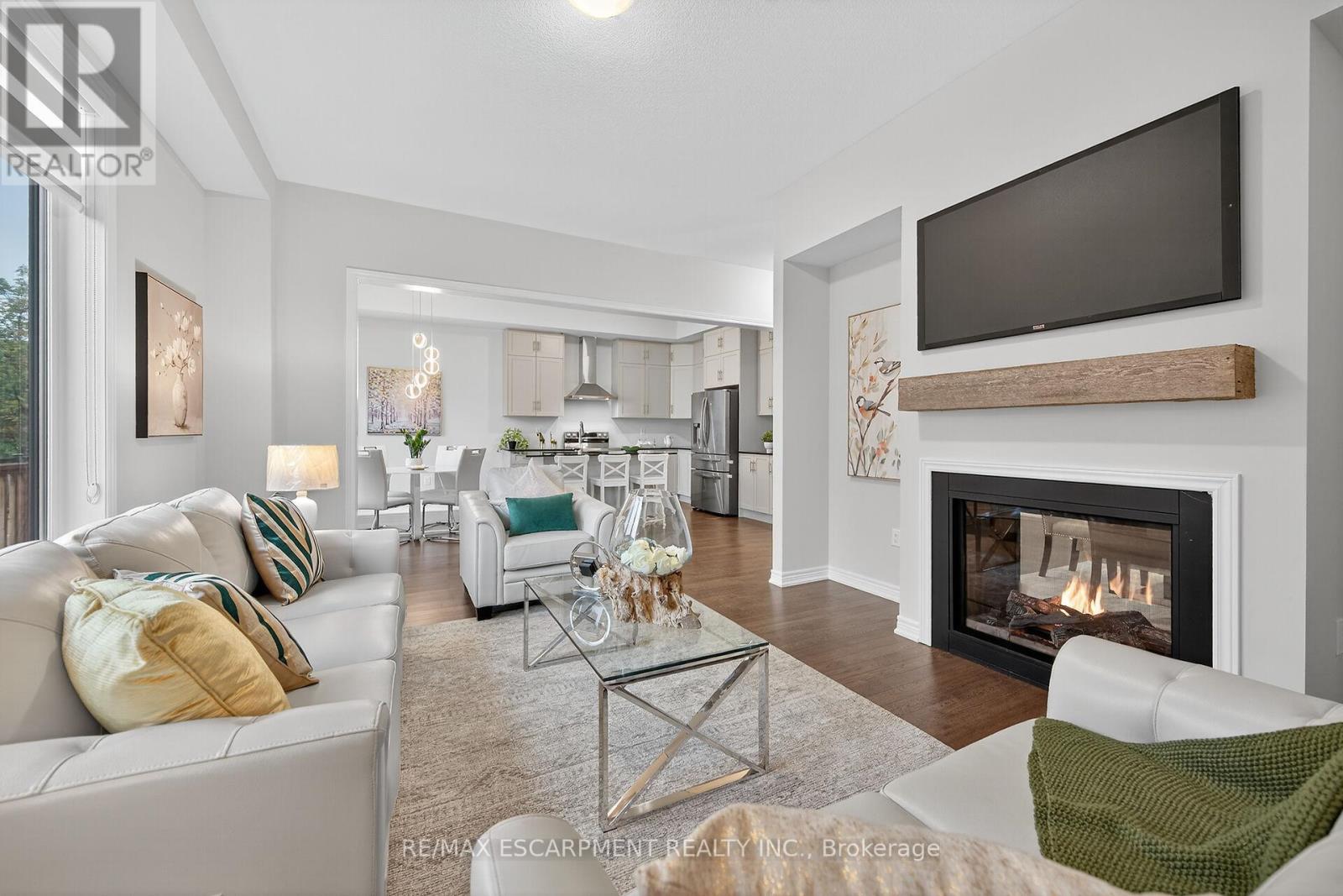 67 Starfire Crescent, Hamilton, Ontario  L8E 0K8 - Photo 26 - X12455666