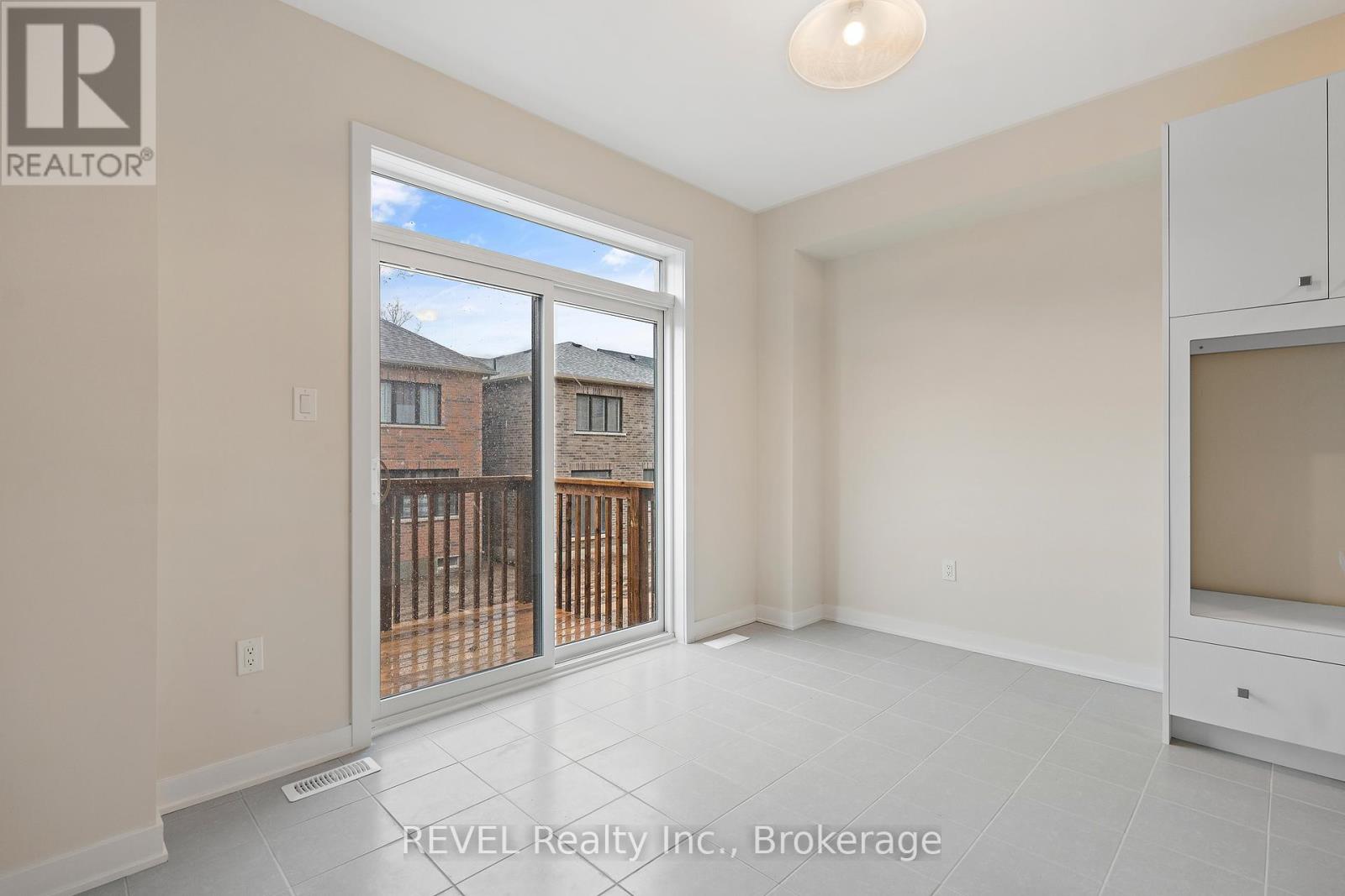 145 Stern Drive, Welland, Ontario  L3B 0M3 - Photo 11 - X12455682