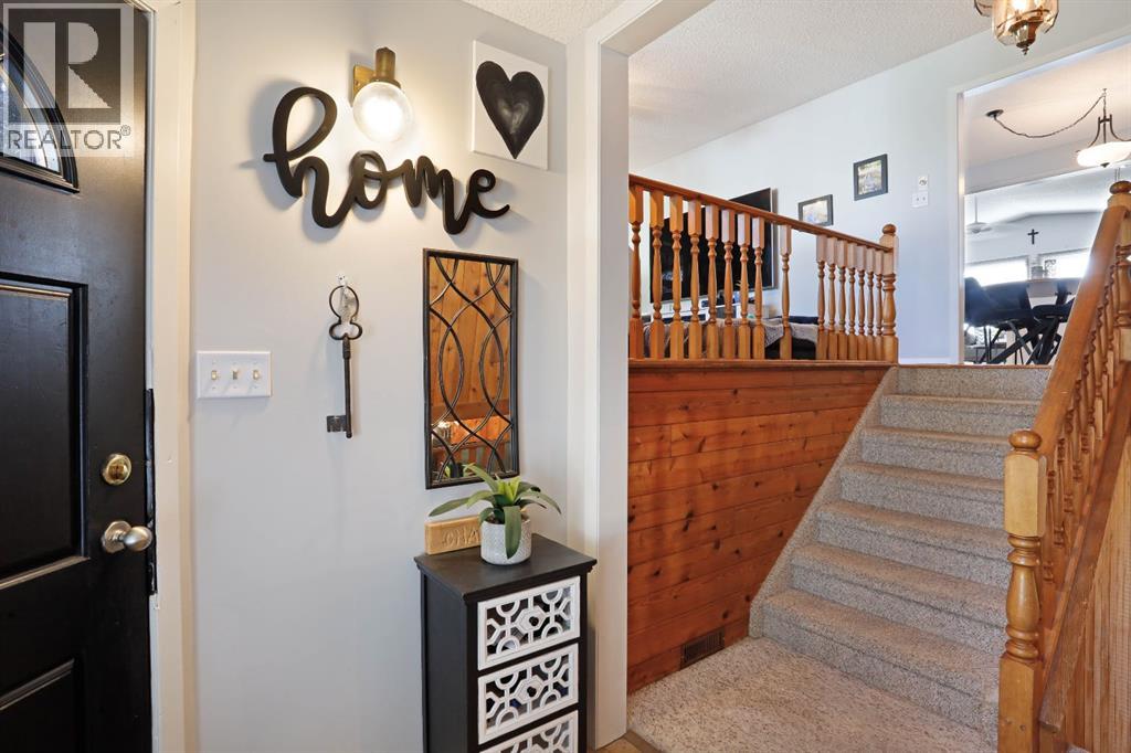 1159 Cassils Road W, Brooks, Alberta  T1R 0C7 - Photo 5 - A2262376