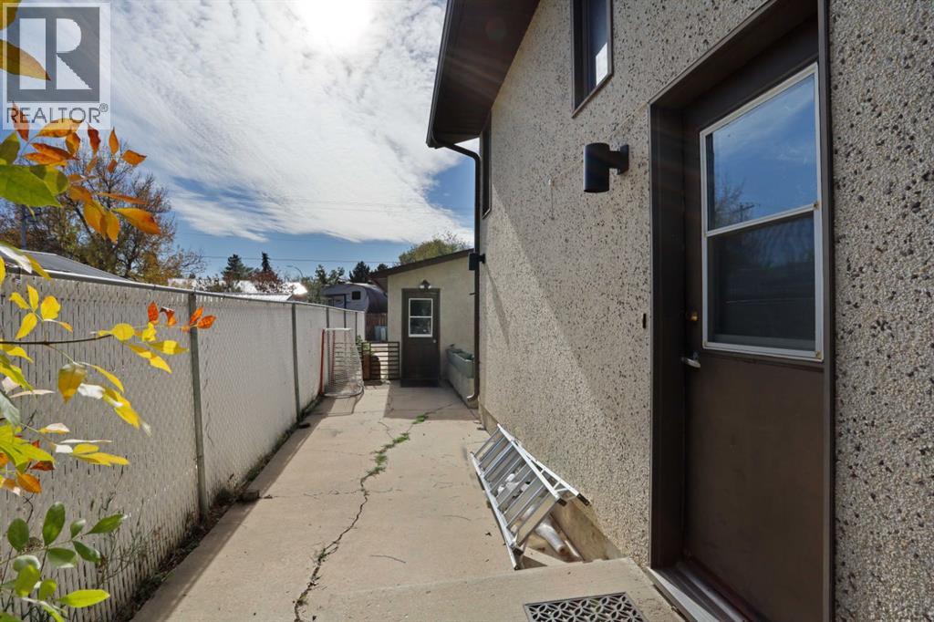 1159 Cassils Road W, Brooks, Alberta  T1R 0C7 - Photo 39 - A2262376