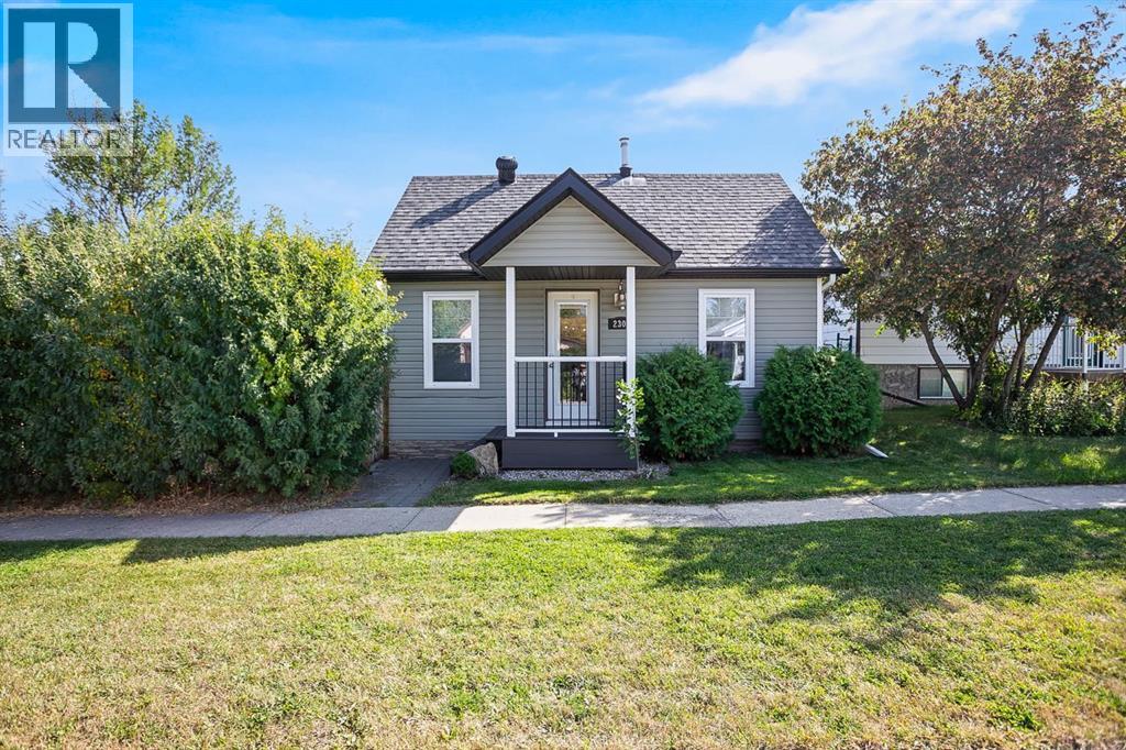 2305 23 Street, Nanton, Alberta  T0L 1R0 - Photo 2 - A2258796