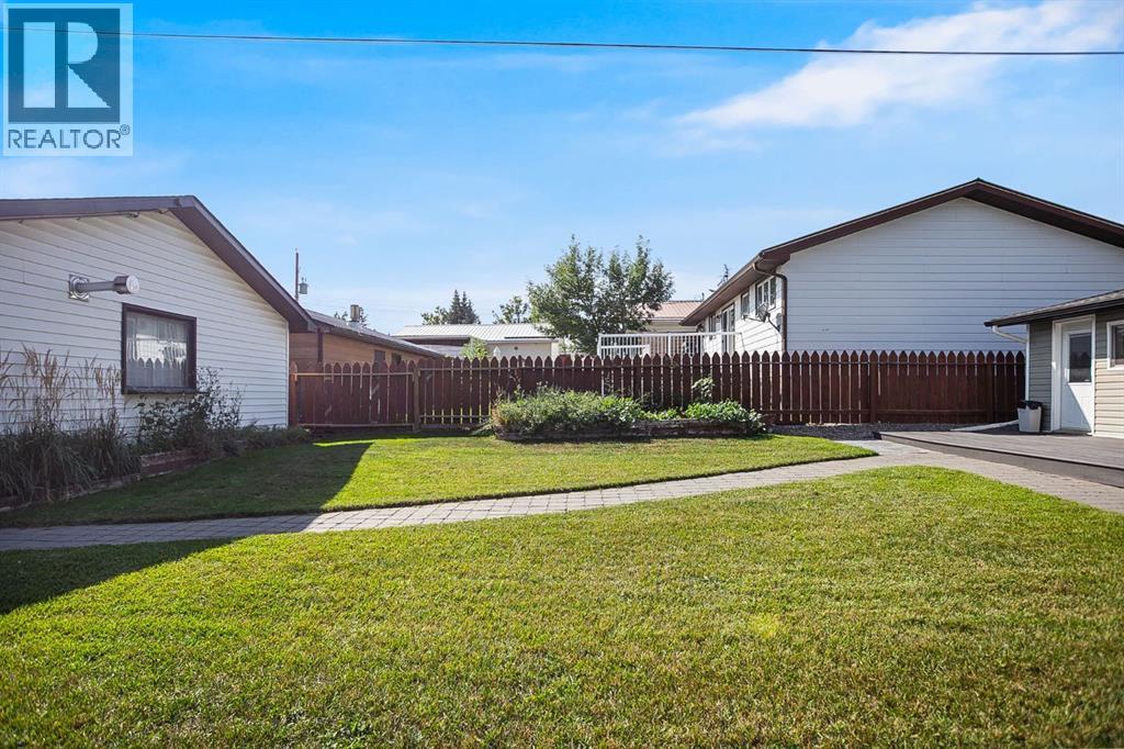 2305 23 Street, Nanton, Alberta  T0L 1R0 - Photo 32 - A2258796