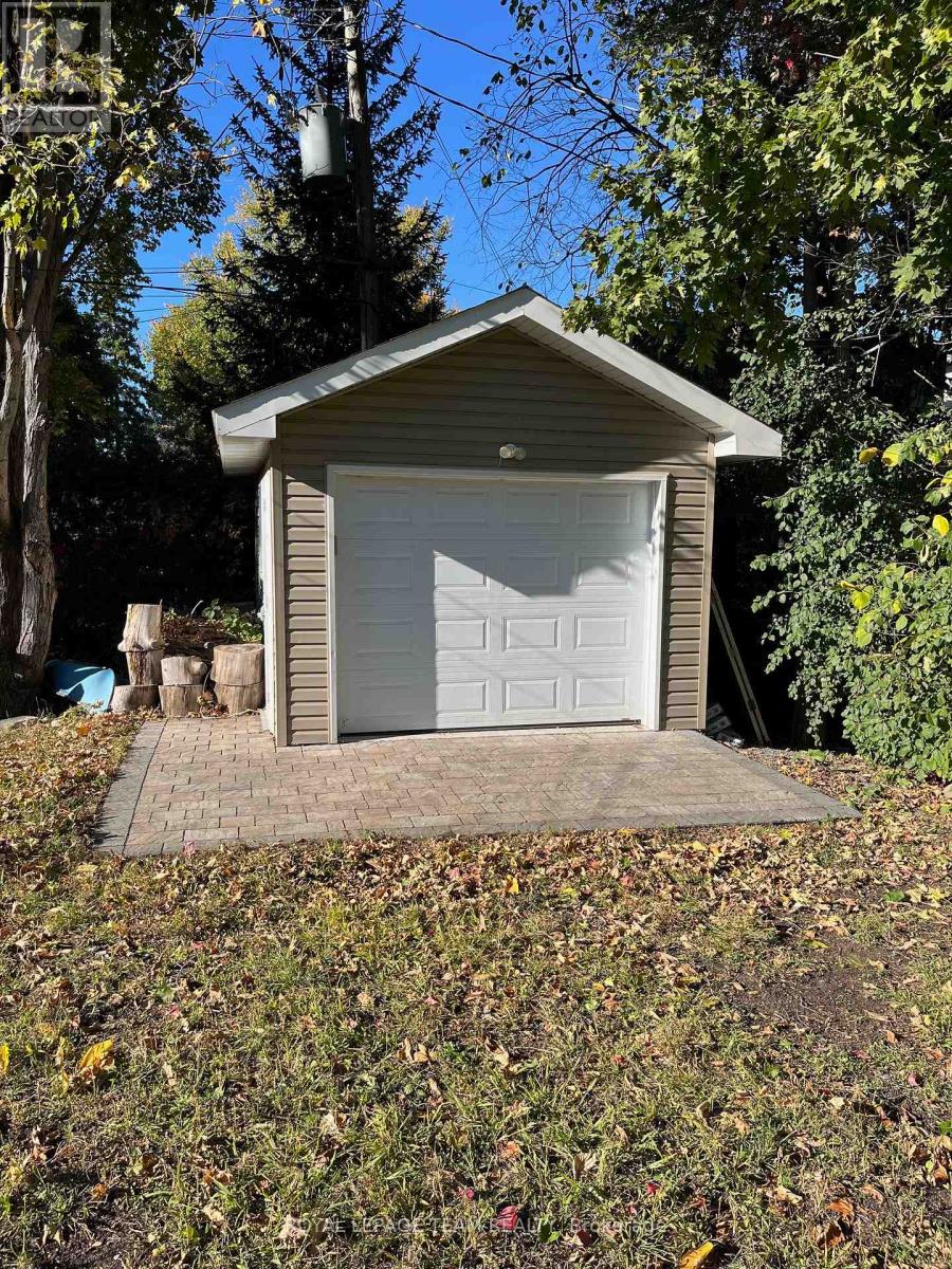 9 Tower Road, Ottawa, Ontario  K2G 2E2 - Photo 14 - X12430544