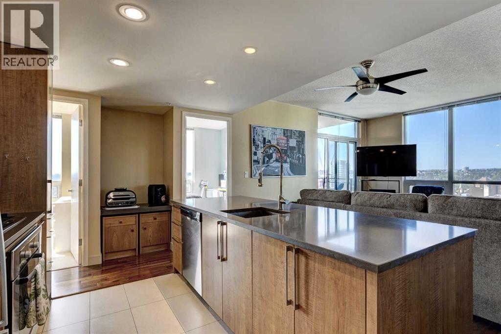 1508, 1118 12 Avenue Sw, Calgary, Alberta  T2R 0P4 - Photo 2 - A2257662