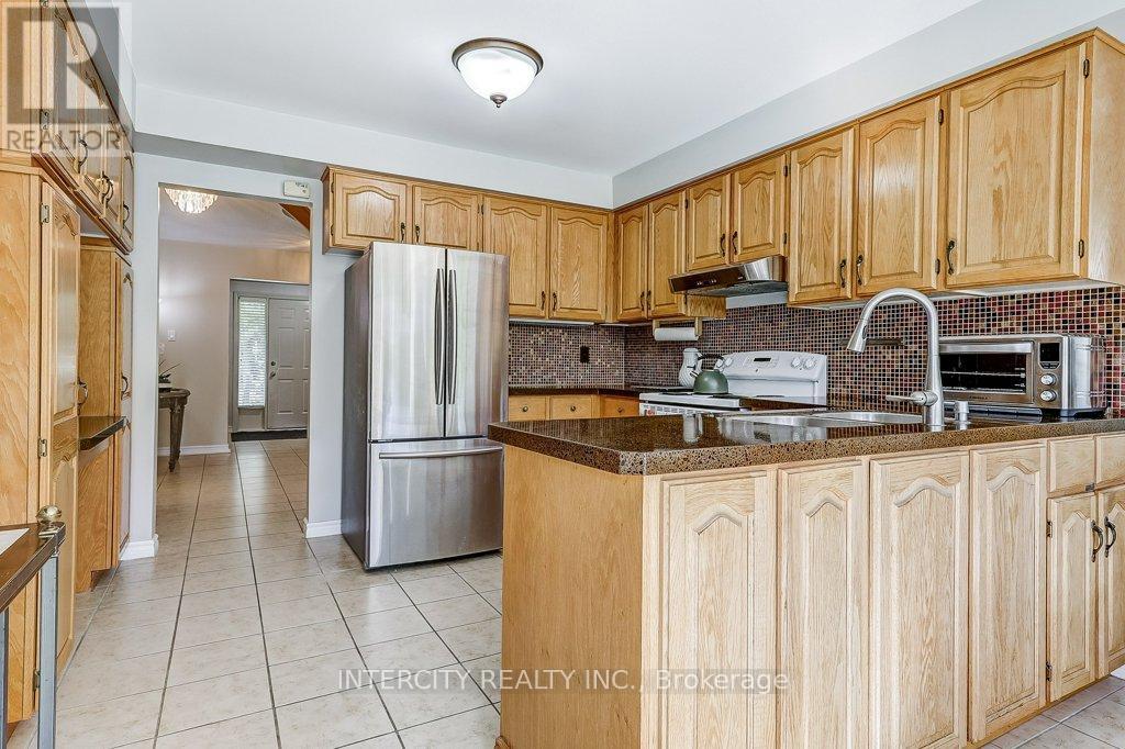 21 Marylebone Crescent, Richmond Hill, Ontario  L4E 2L5 - Photo 15 - N12455673