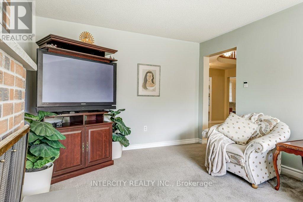 21 Marylebone Crescent, Richmond Hill, Ontario  L4E 2L5 - Photo 19 - N12455673