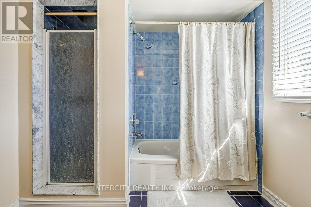 21 Marylebone Crescent, Richmond Hill, Ontario  L4E 2L5 - Photo 27 - N12455673