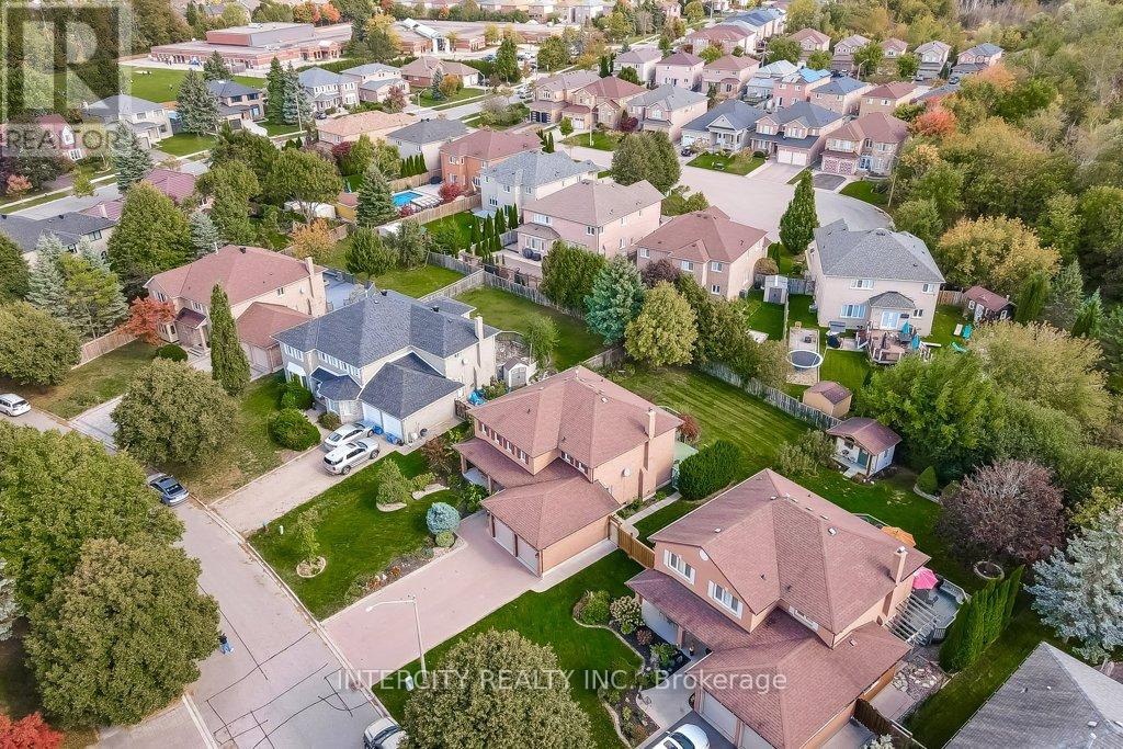 21 Marylebone Crescent, Richmond Hill, Ontario  L4E 2L5 - Photo 38 - N12455673