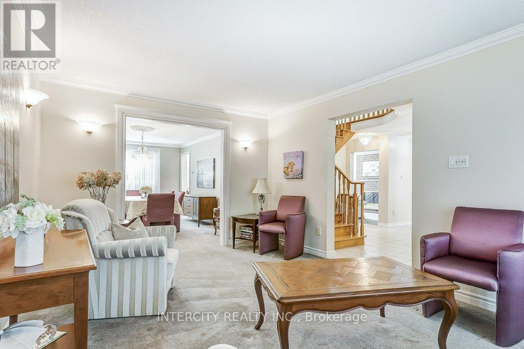 21 Marylebone Crescent, Richmond Hill, Ontario  L4E 2L5 - Photo 7 - N12455673