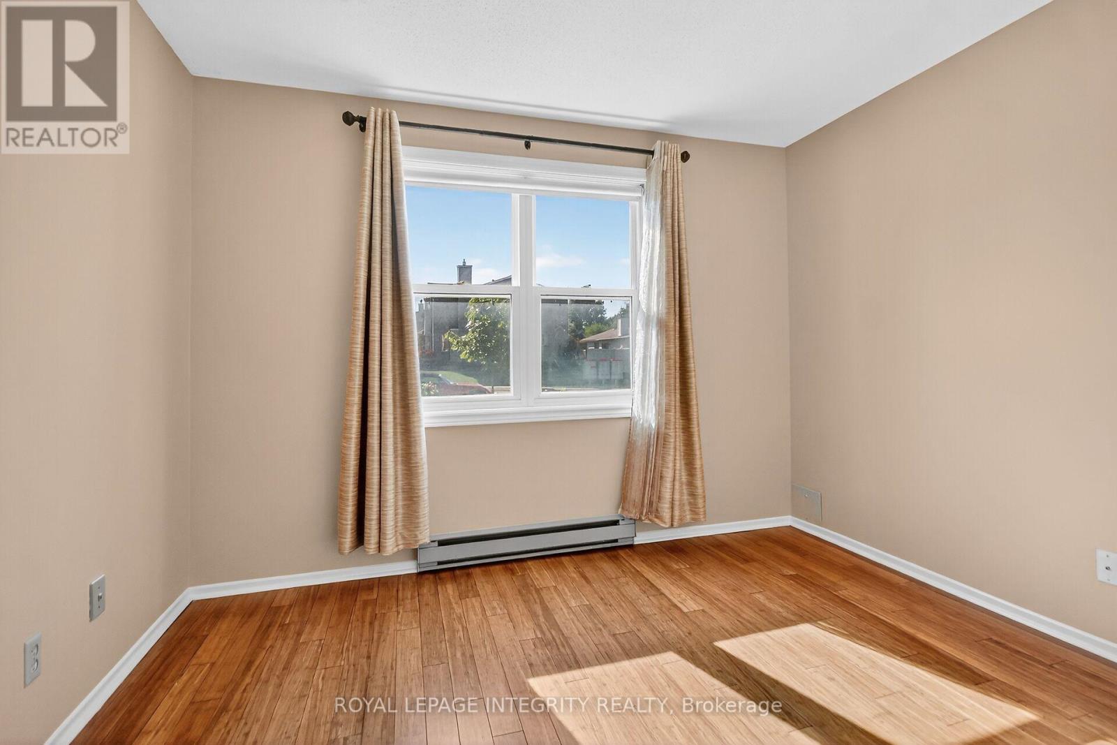 A - 214 Equestrian Drive, Ottawa, Ontario  K2M 1E2 - Photo 14 - X12433521
