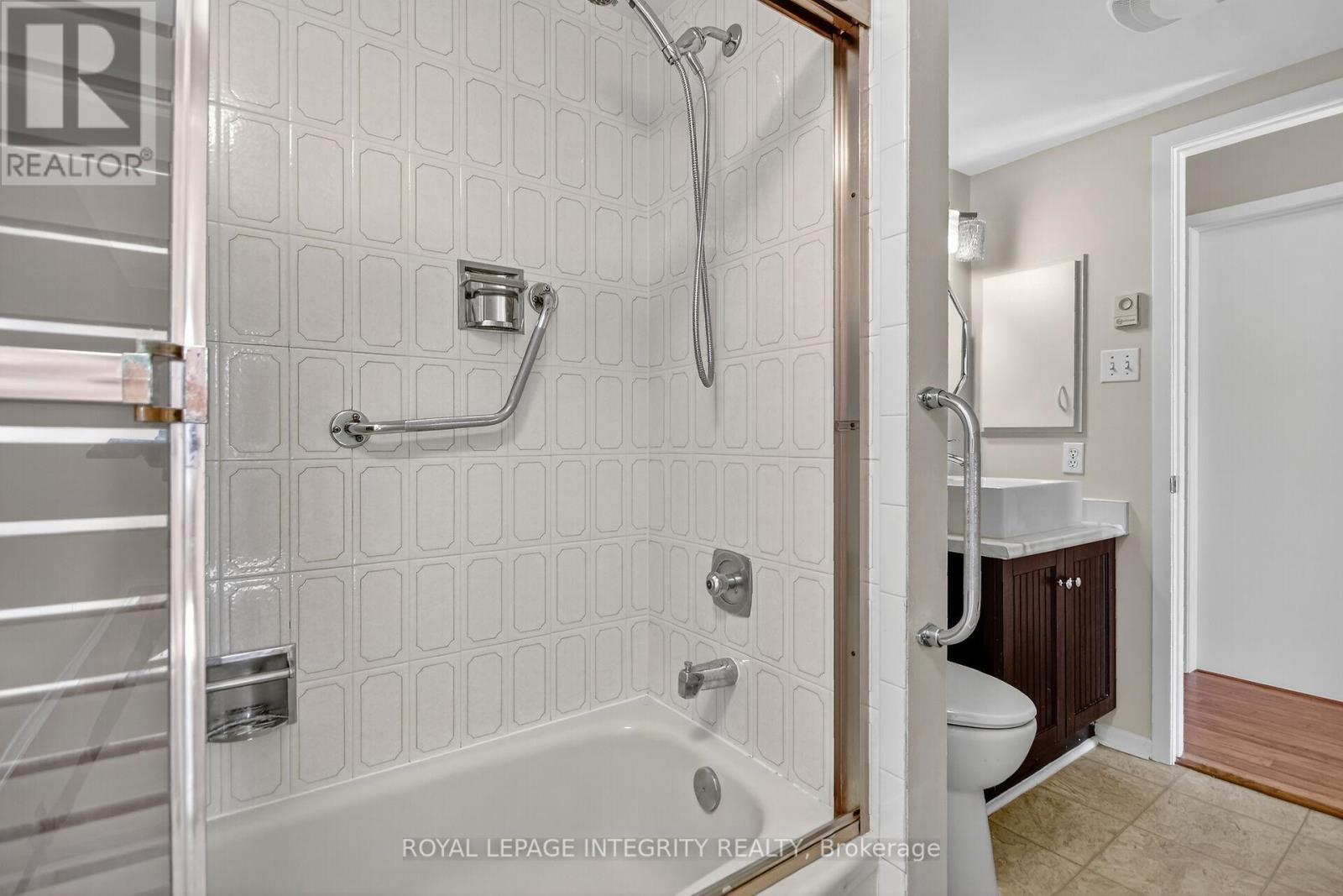 A - 214 Equestrian Drive, Ottawa, Ontario  K2M 1E2 - Photo 16 - X12433521
