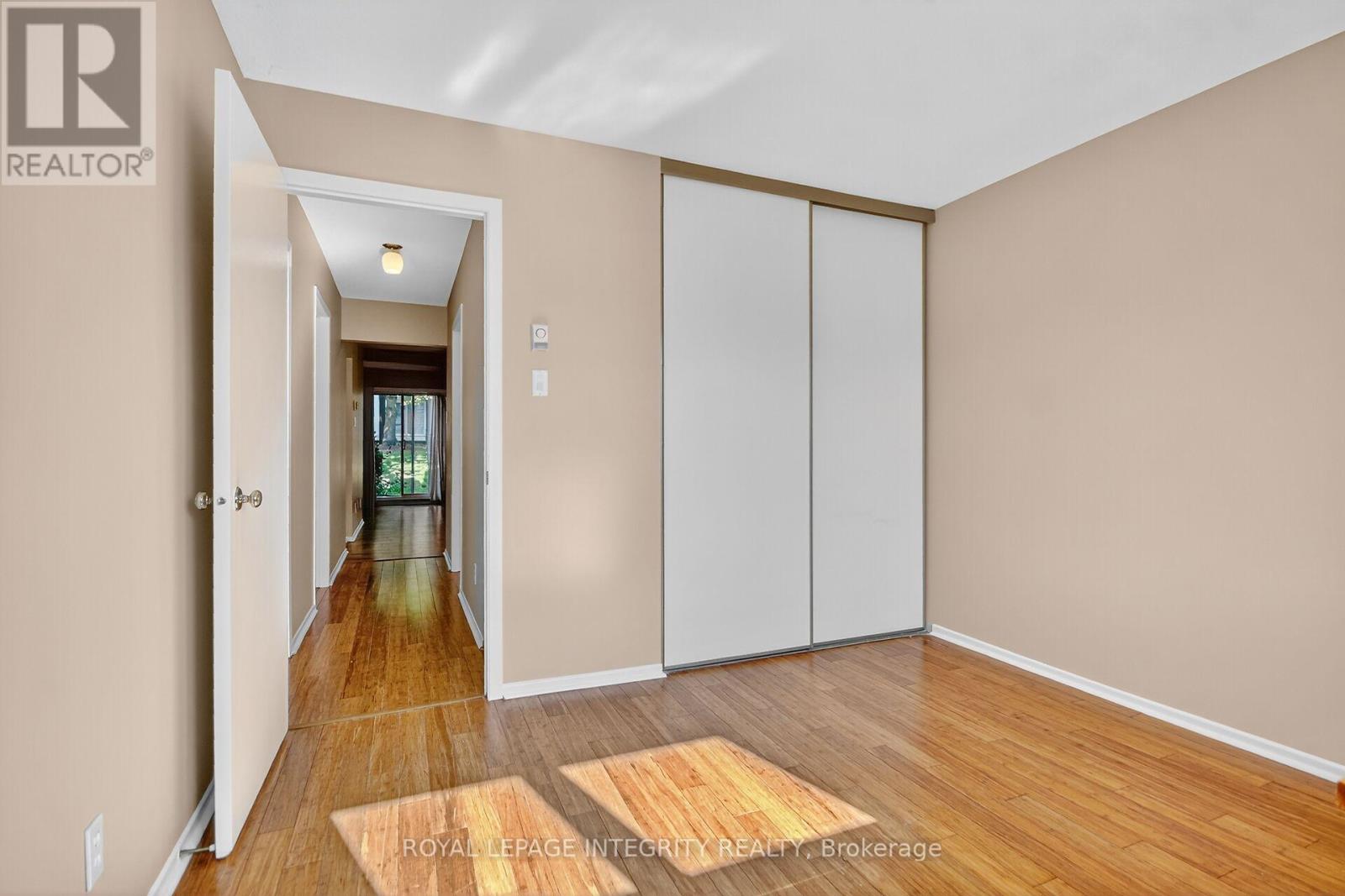 A - 214 Equestrian Drive, Ottawa, Ontario  K2M 1E2 - Photo 13 - X12433521