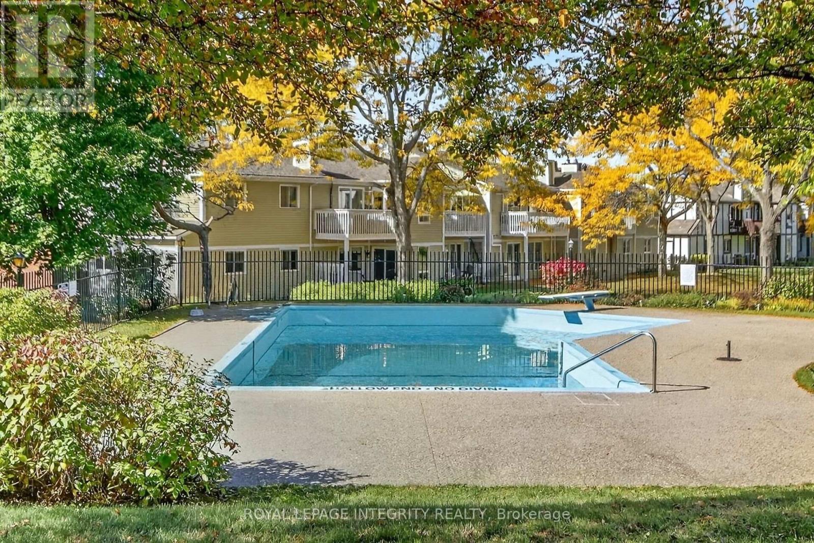 A - 214 Equestrian Drive, Ottawa, Ontario  K2M 1E2 - Photo 24 - X12433521