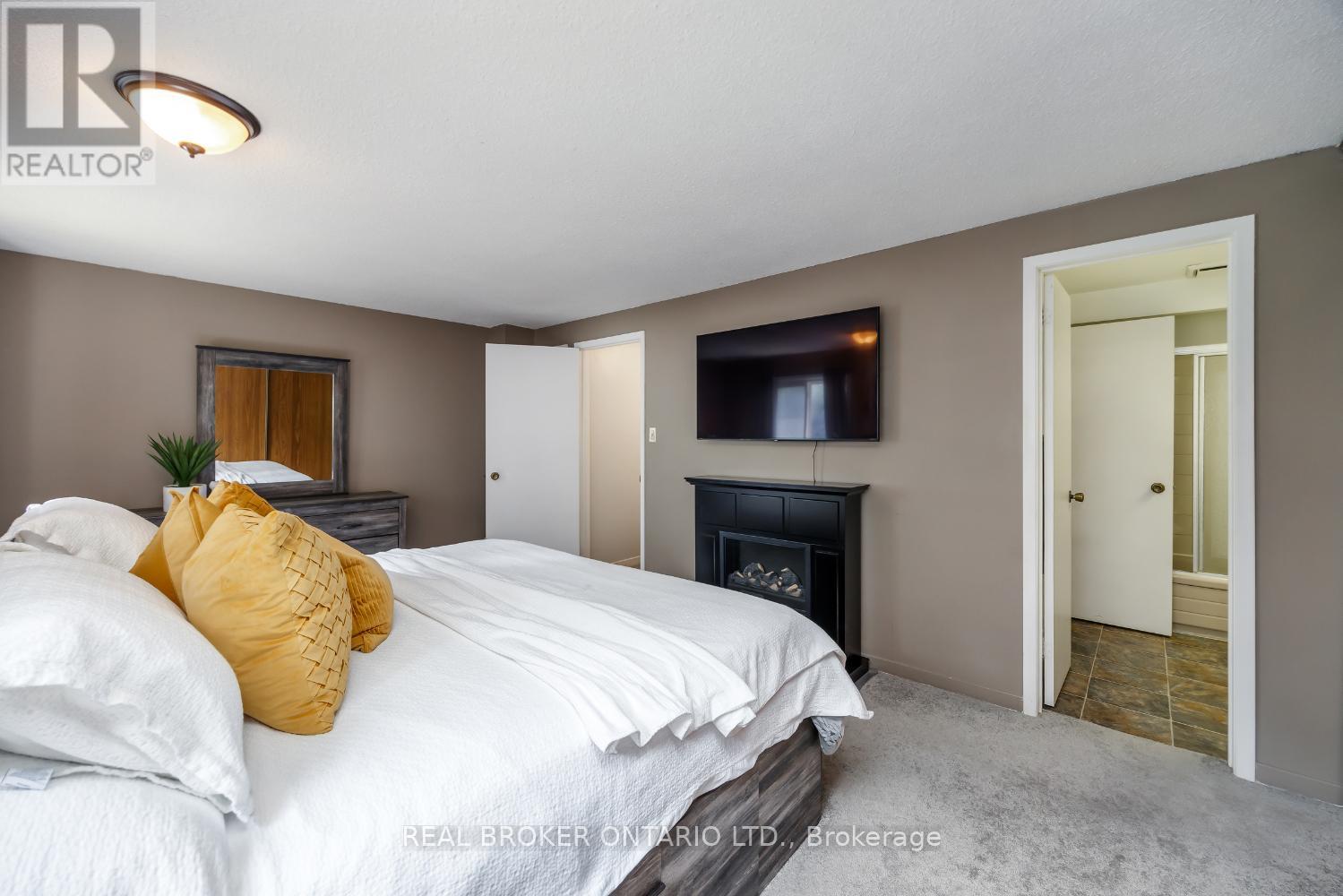 400 Wickham Court, Oshawa, Ontario  L1K 1N3 - Photo 15 - E12455694