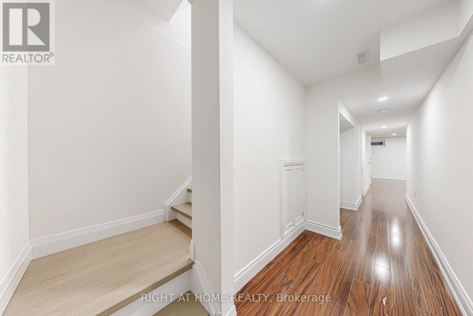 4324 Fairview Street, Burlington, Ontario  L7L 7A2 - Photo 35 - W12455679