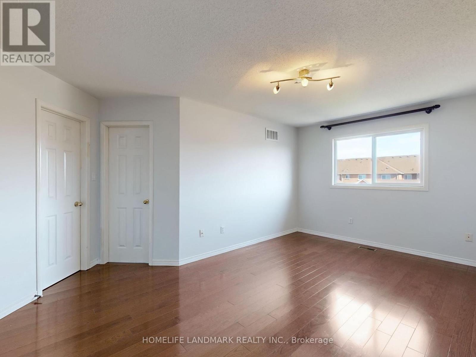 60 Cariglia Trail, Markham, Ontario  L3R 4W8 - Photo 19 - N12424669