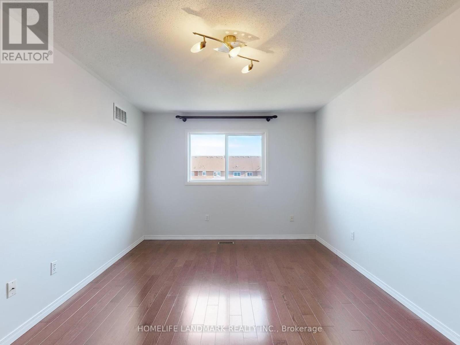 60 Cariglia Trail, Markham, Ontario  L3R 4W8 - Photo 20 - N12424669