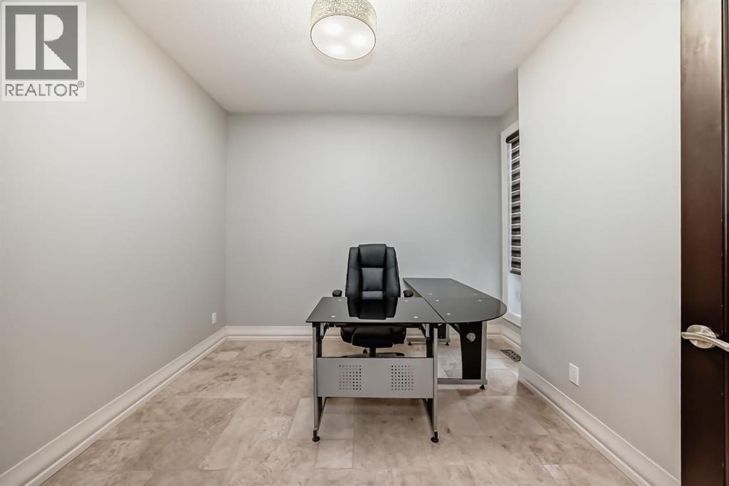 19 Aspen Ridge Heath Sw, Calgary, Alberta  T3H 5M2 - Photo 22 - A2263135