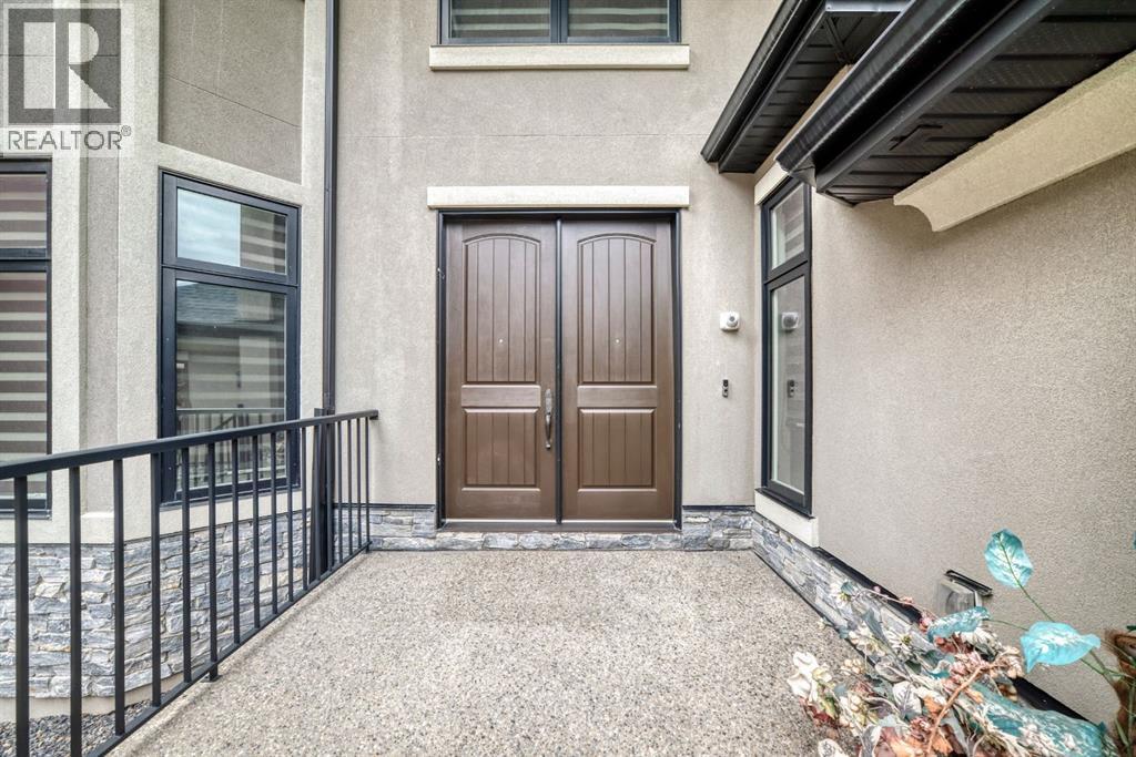19 Aspen Ridge Heath Sw, Calgary, Alberta  T3H 5M2 - Photo 3 - A2263135