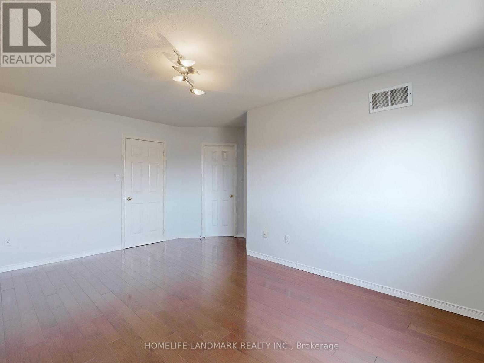 60 Cariglia Trail, Markham, Ontario  L3R 4W8 - Photo 22 - N12424669
