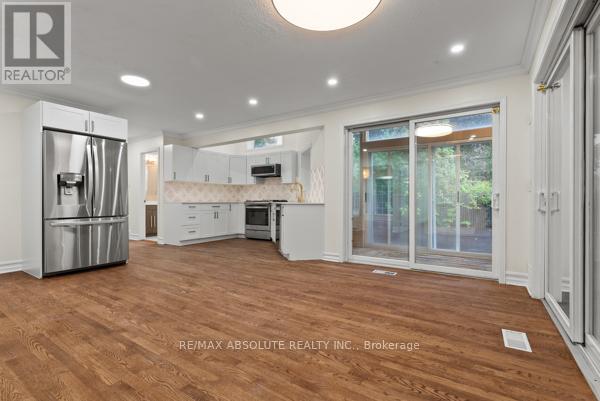 6 Howard Court, Ottawa, Ontario  K2J 3Z8 - Photo 10 - X12455697