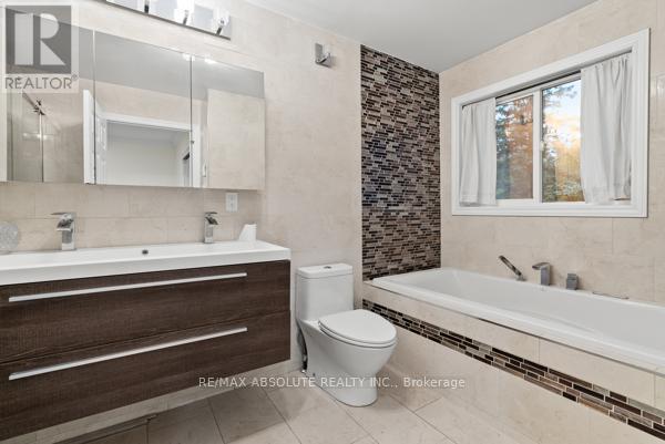 6 Howard Court, Ottawa, Ontario  K2J 3Z8 - Photo 22 - X12455697