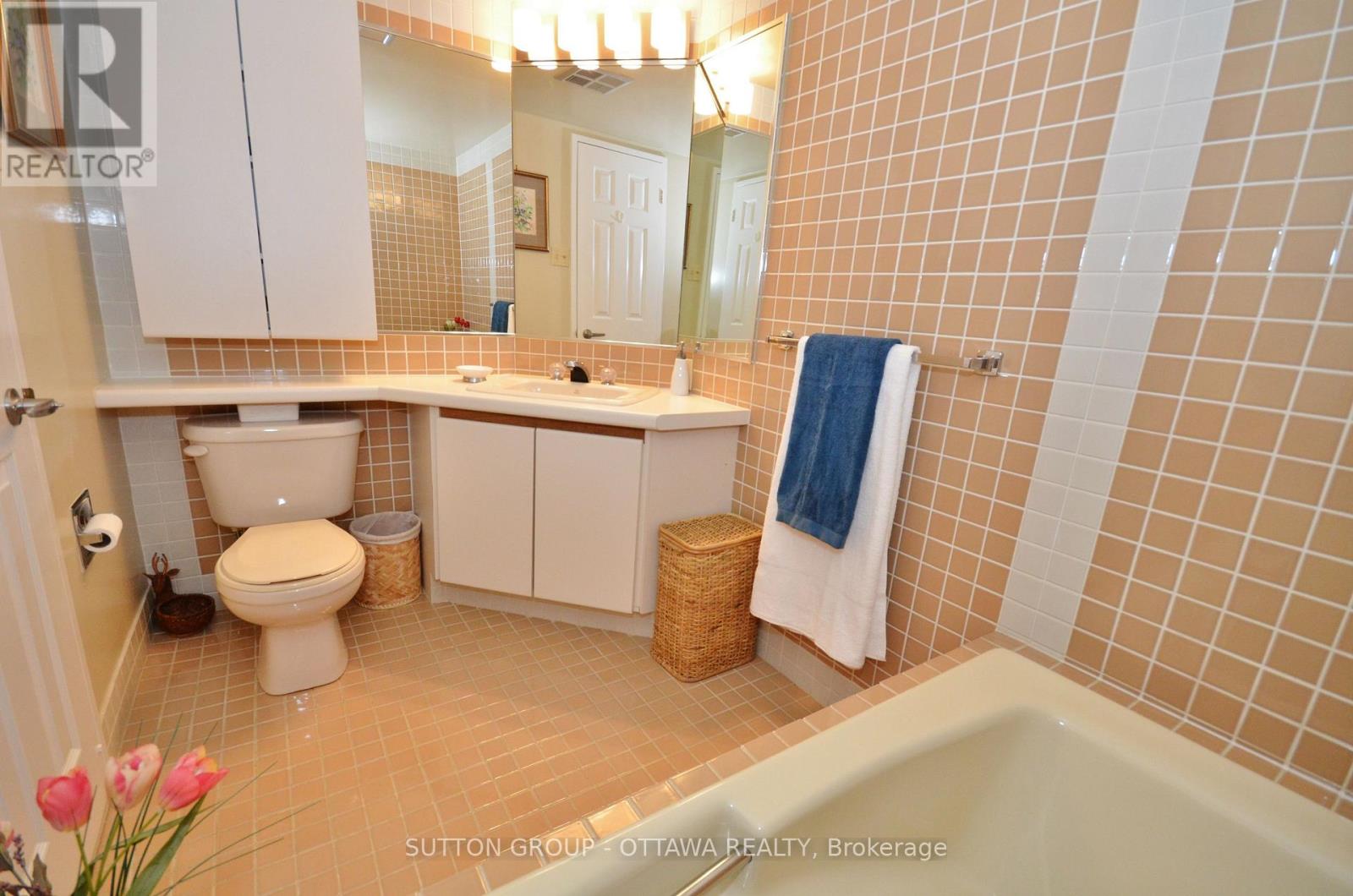 Unit 62 - 261 Botanica Private, Ottawa, Ontario  K1Y 4P9 - Photo 18 - X12455698