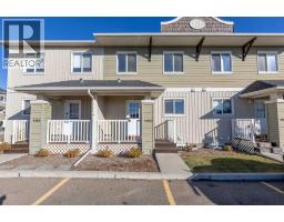 1402 Clover Link, Carstairs, Ca