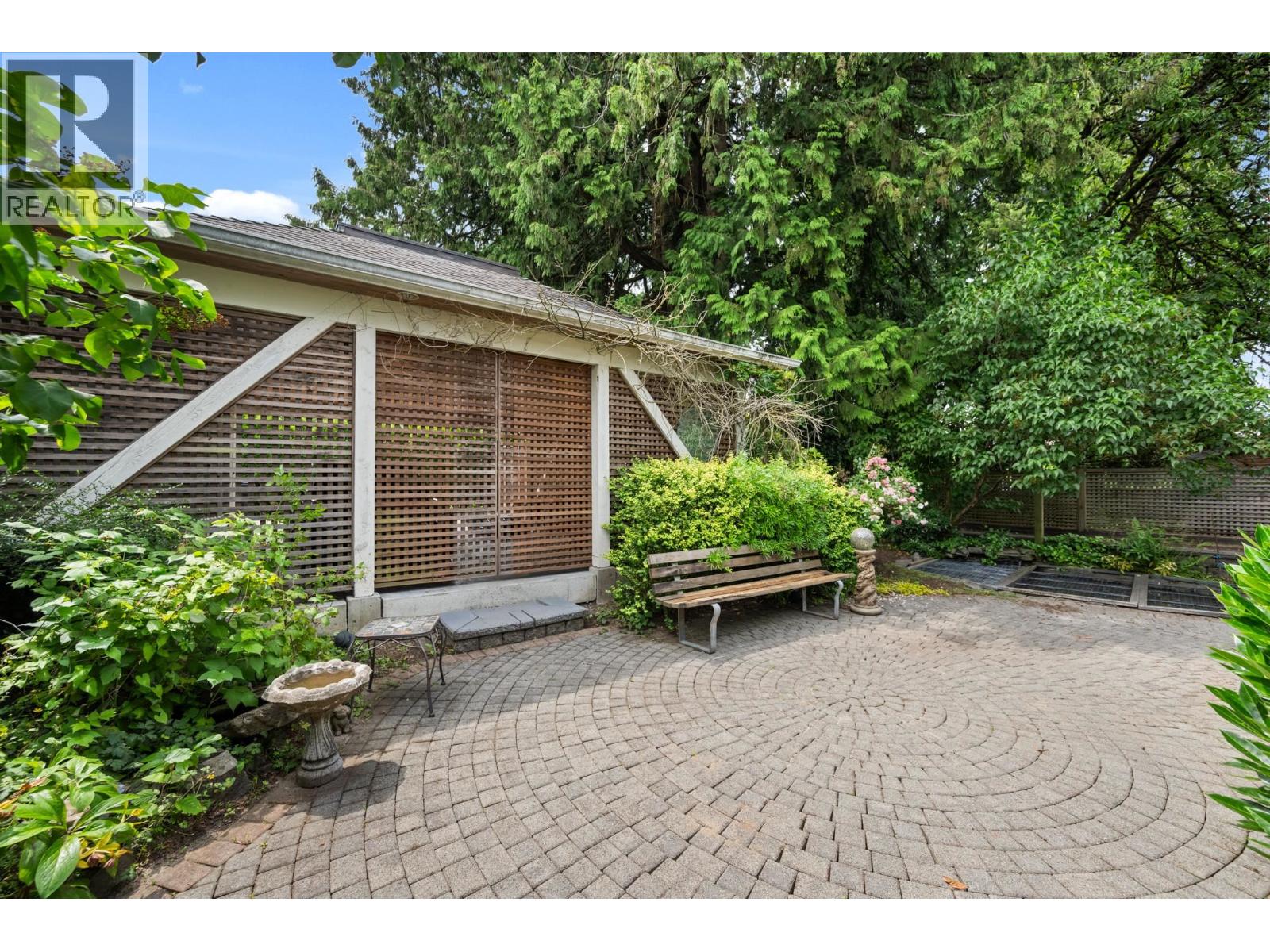 922 Fifth Street, New Westminster, British Columbia  V3L 2Y4 - Photo 36 - R3056523