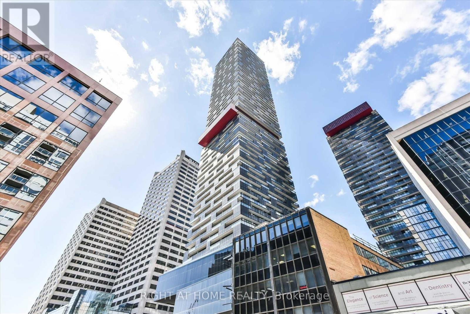 5001 - 8 EGLINTON AVENUE E, Toronto, Ontario