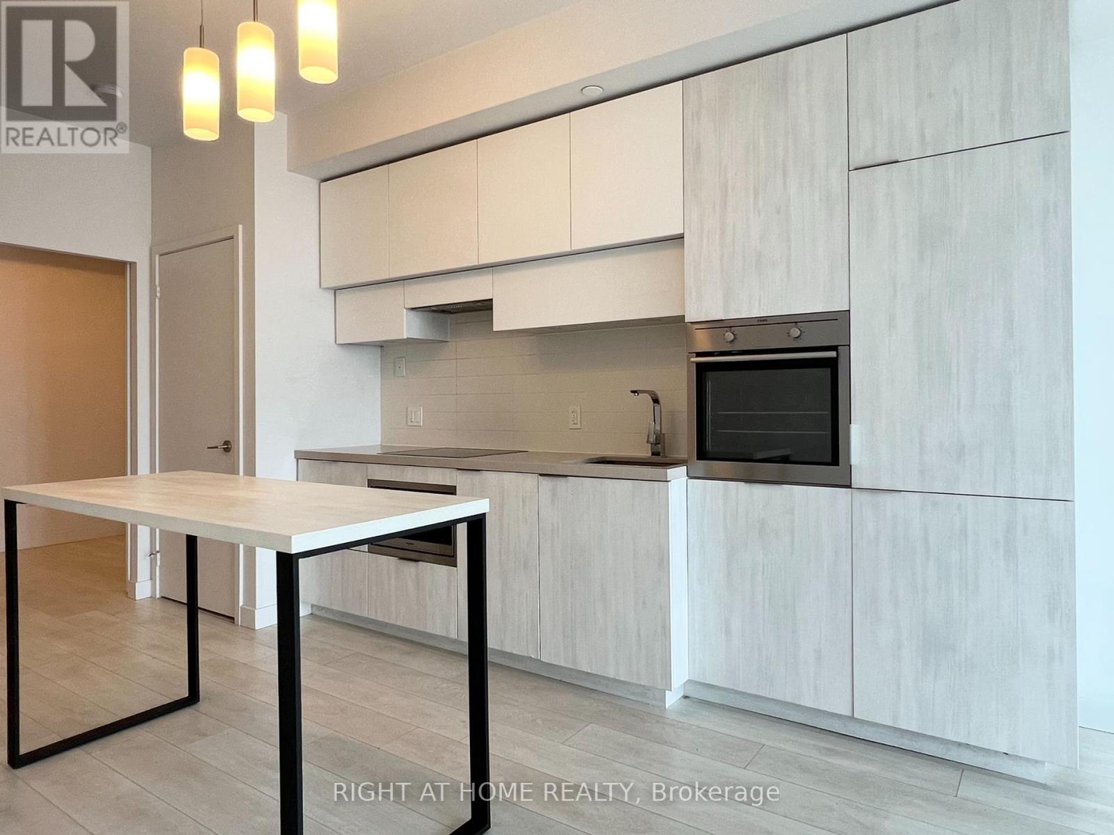 5001 - 8 Eglinton Avenue E, Toronto, Ontario  M4P 0C1 - Photo 5 - C12455690