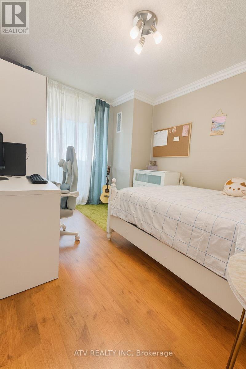 1704 - 10 Muirhead Road, Toronto, Ontario  M2J 4P9 - Photo 10 - C12455692
