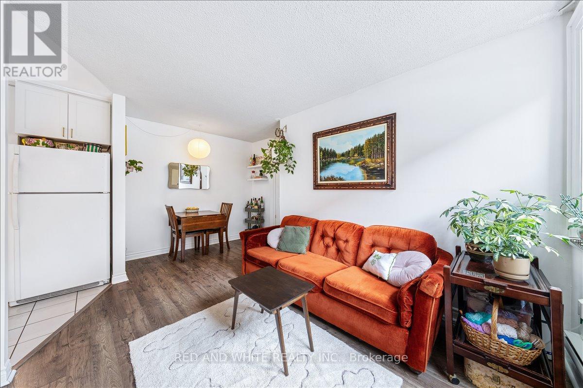 103 - 114 Vaughan Road, Toronto, Ontario  M6C 2M1 - Photo 18 - C12455709
