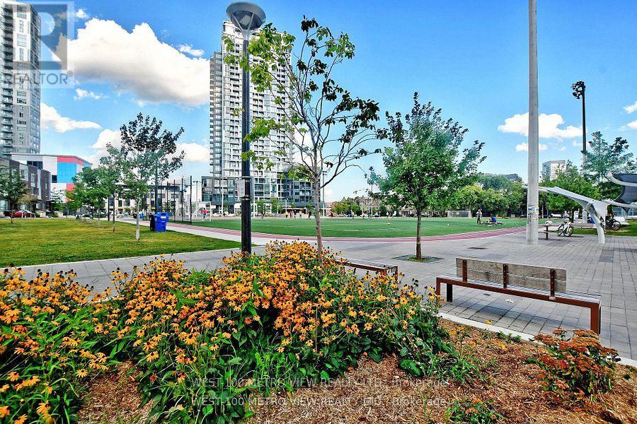 703 - 200 Sackville Street, Toronto, Ontario  M5A 0C4 - Photo 32 - C12455714