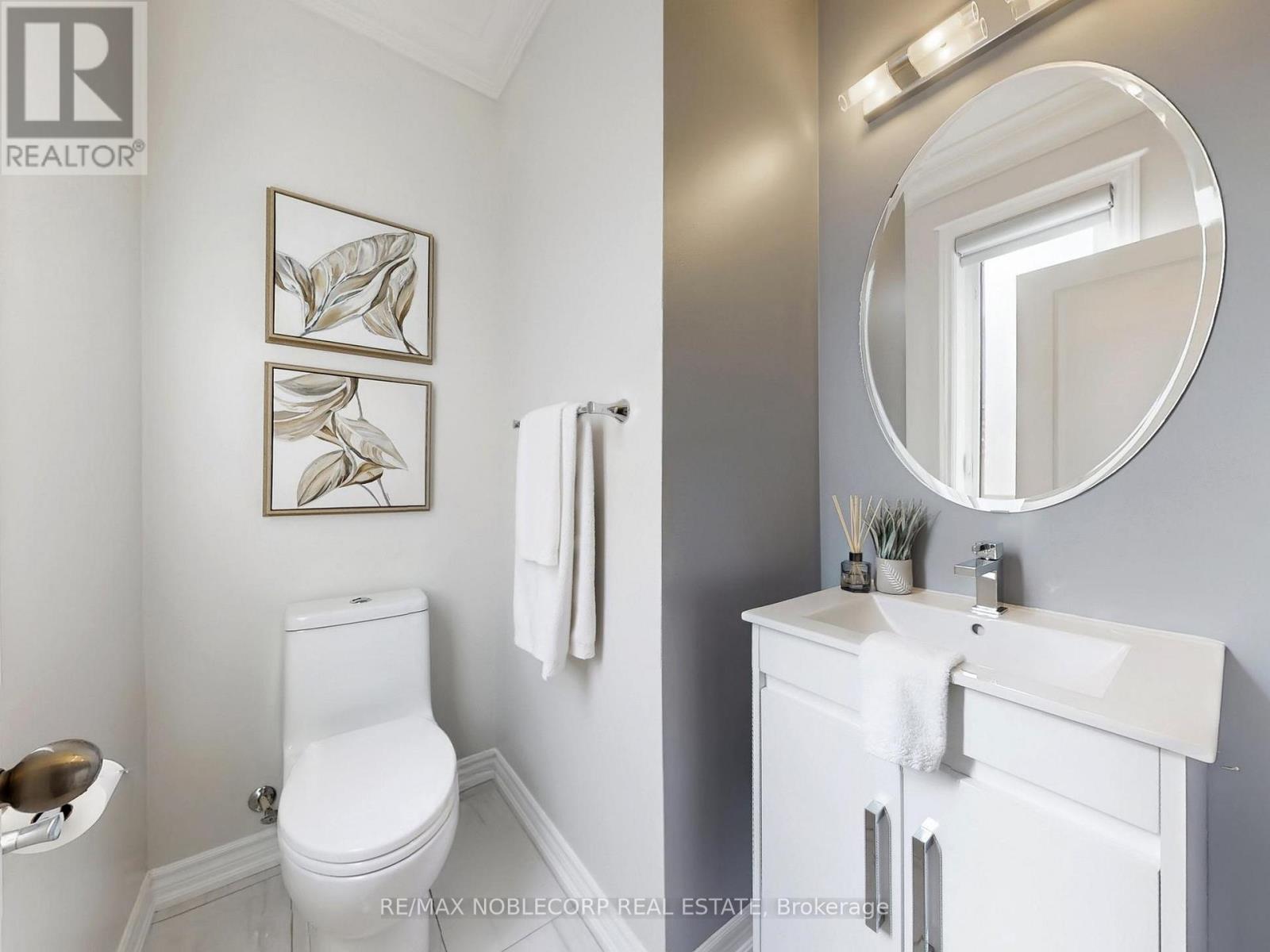593 Settlers Road W, Oakville, Ontario  L6M 4K6 - Photo 9 - W12455681