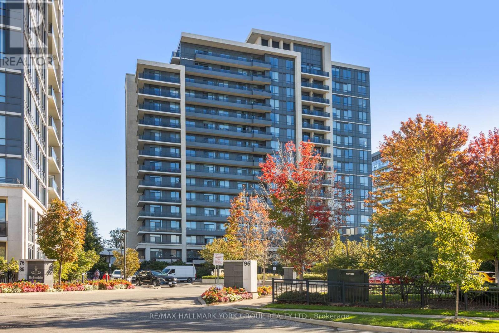602 - 85 North Park Road, Vaughan, Ontario  L4J 0H9 - Photo 3 - N12451723