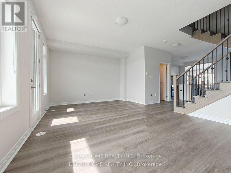 64 Johann Drive, Markham, Ontario  L3S 0G5 - Photo 11 - N12455699