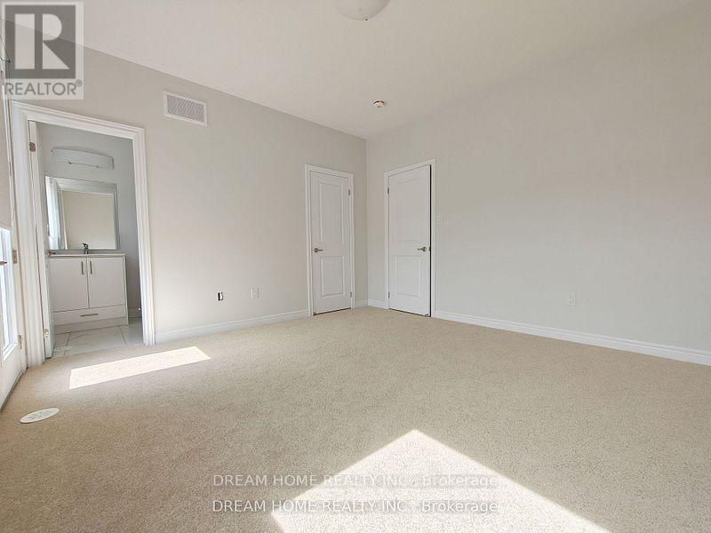 64 Johann Drive, Markham, Ontario  L3S 0G5 - Photo 15 - N12455699