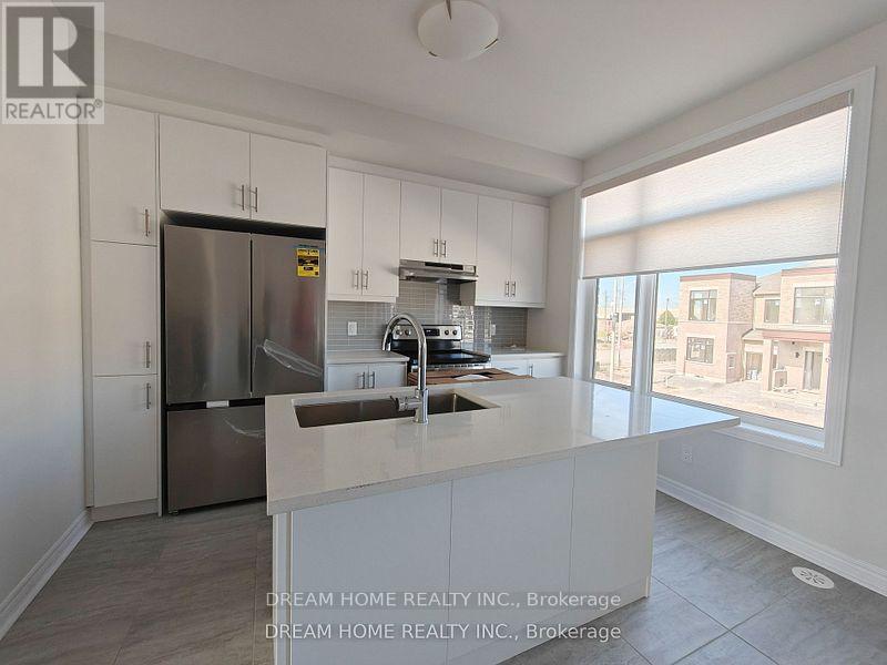 64 Johann Drive, Markham, Ontario  L3S 0G5 - Photo 4 - N12455699
