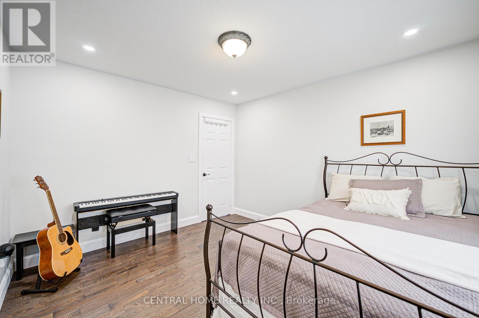116 Wood Rim Drive, Richmond Hill, Ontario  L4E 4N8 - Photo 22 - N12455707