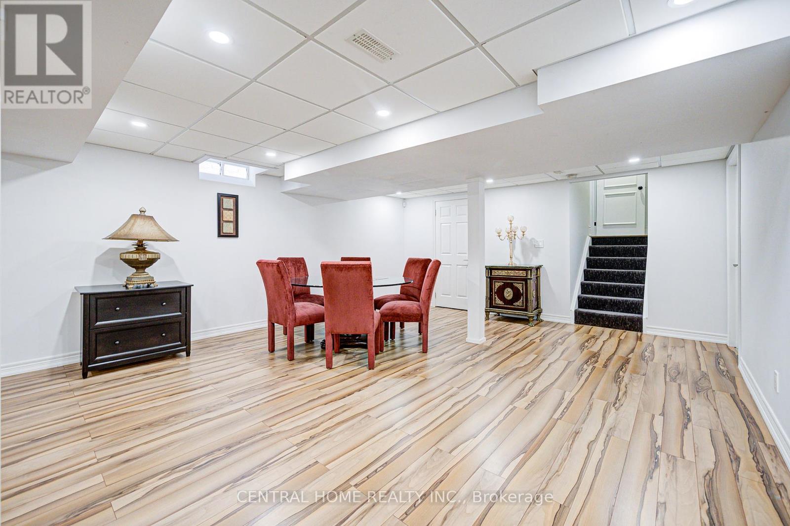 116 Wood Rim Drive, Richmond Hill, Ontario  L4E 4N8 - Photo 28 - N12455707