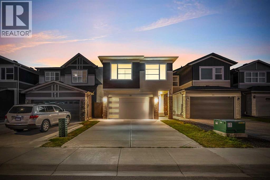 96 Savanna Lane Ne, Calgary, Alberta  T3J 0X4 - Photo 3 - A2262370